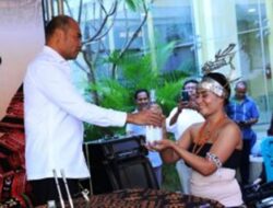 Gubernur VIKTOR Luncurkan SOPHIA Minuman Berakohol NTT