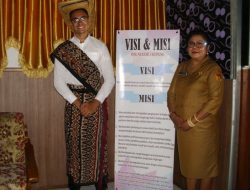 DANIEL Guru BI Dari AMERIKA Untuk SMKN 5 Kupang