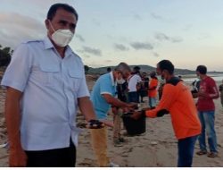 PELEPASLIARAN 300 Ekor Anak PENYU ke Laut SAWU