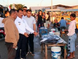 Kondisi Pasar SEMRAWUT Direktur PD PASAR Diminta Kerja KOLABORATIF