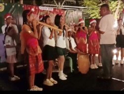 KUPANG Terang di MALAM Hari : SEMBAKO dan Pernak-Pernik NATAL Lengkap Tersedia di CHRISTMAS Market Taman NOSTALGIA