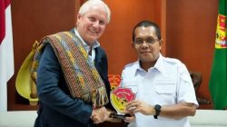 VISI Besar PARIWISATA di NTT Perlahan DIRAJUT, Mr. James Ajak GUBERNUR Melky BERKOLABORASI