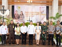 MENYALAKAN Harapan PASKAH, Menguatkan INTEGRITAS PELAYANAN