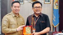 Perbaikan JALAN Rusak di KOTA Kupang CHRISTIAN Widodo Jemput SOLUSI ke Pemerintah PUSAT