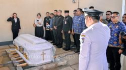 CHRISTIAN Widodo Berpacu Pulang Untuk Mengantar POMMY ke PERISTIRAHATAN Terakhir